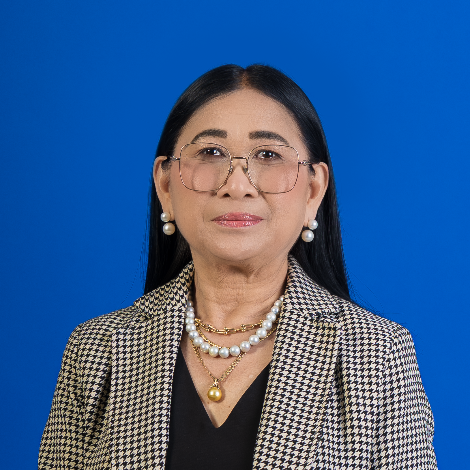 Headshot of Ma Bacon