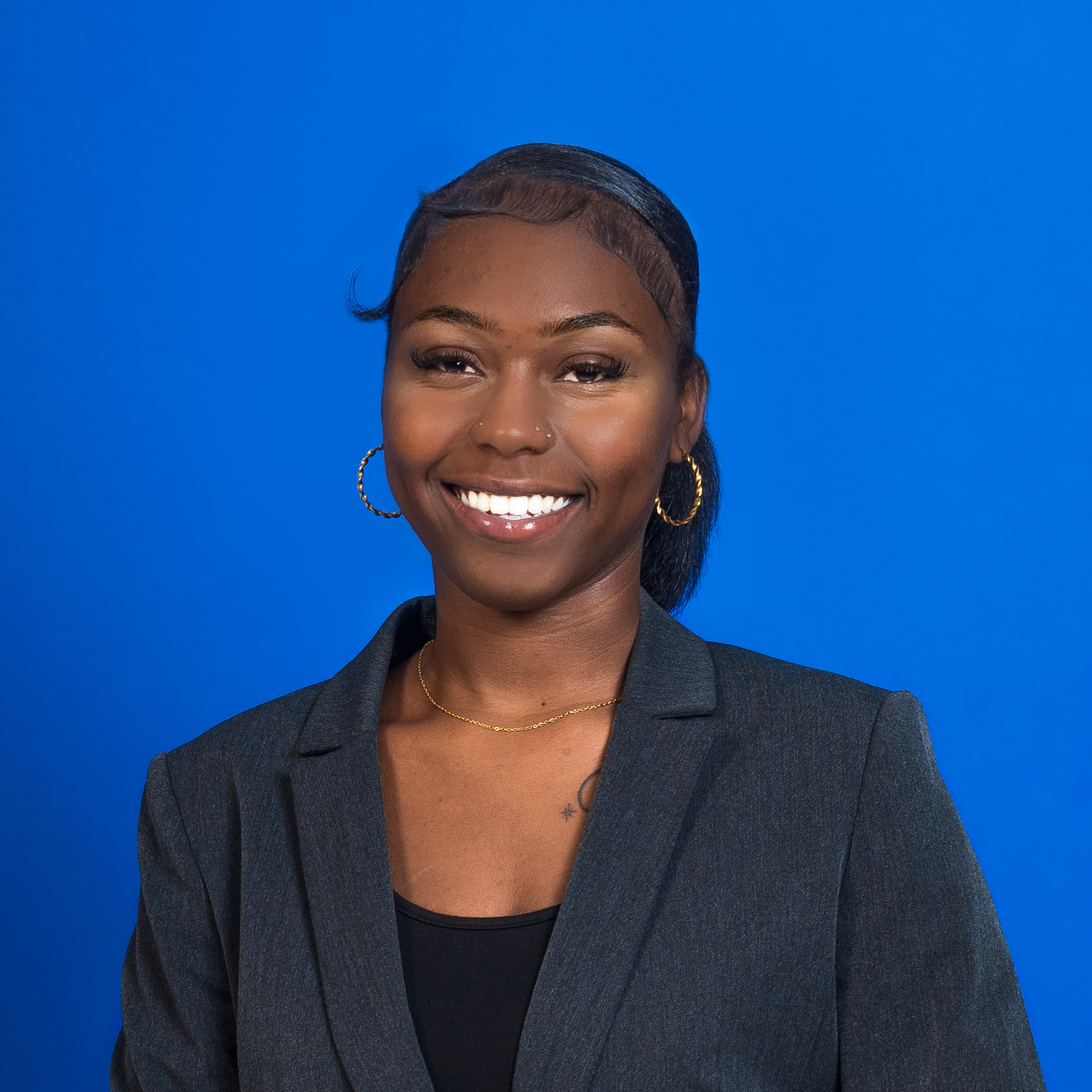 Headshot of Johnesty Smith