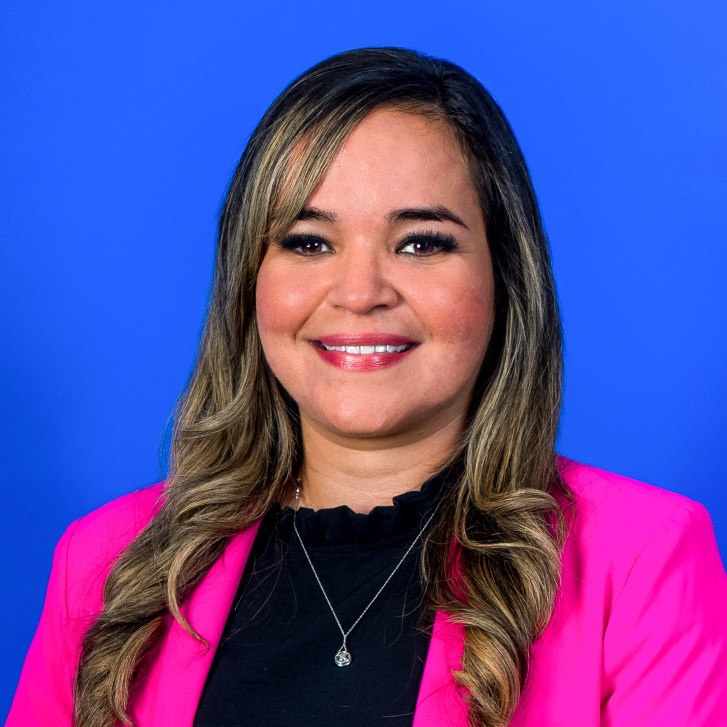 Headshot of Yesenia Walsh