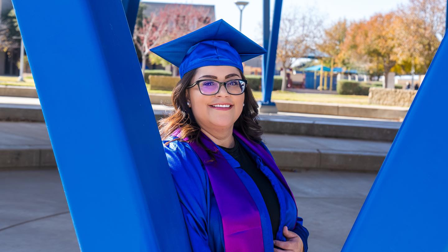 Daniela Rivera at the Amphitheater