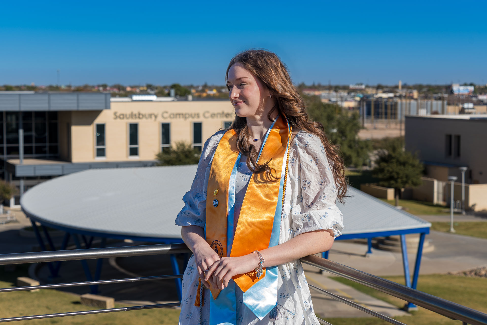 Hadlee Zartner in balcony